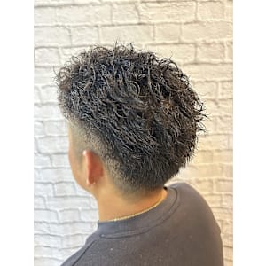 ツイストスパイラル×刈り上げ