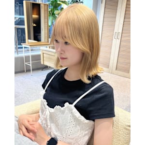 【ブリーチ1〜2回】ハイトーンミルクティーベージュ