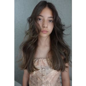 オリーブグレージュレイヤー(フウカ)