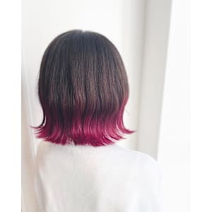 切りっぱなしボブ×デザインカラー