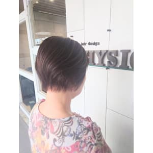 大人な女性のレイヤーカット - PHYSICS【フィジックス】掲載中