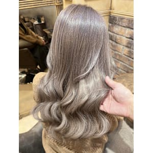 ラベンダーミルクティー/ホワイトブロンド/韓国風巻き - sirena by artina 辻堂店【シレナ バイ アルティナ ツジドウテン】掲載中