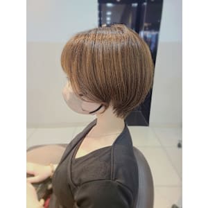 小田急相模原で叶う小顔ショート