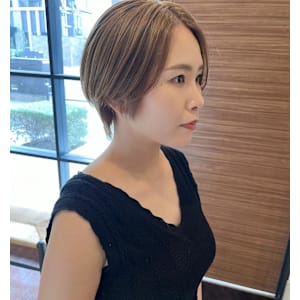 ミルクティーベージュカラー