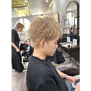 スパイキーショート/ハイトーン/アップバング