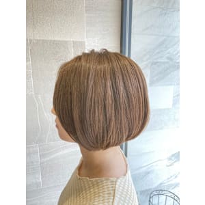 ボブ×グレージュ