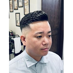 【40代 男性】ロンドン七三スキンフェード（大宮/バーバー）