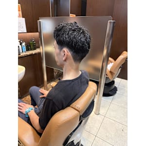 神田ビジネス - ヘアーモードキクチ 神田日銀通り店【ヘアーモードキクチ】掲載中