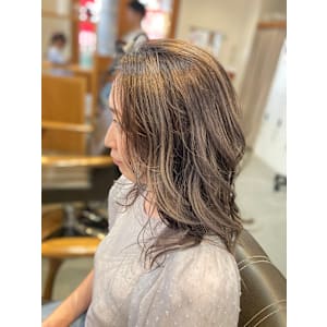 ハイライトグレージュ×スタイル