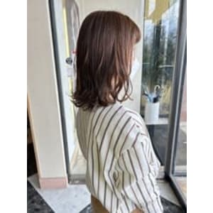 アッシュベージュ