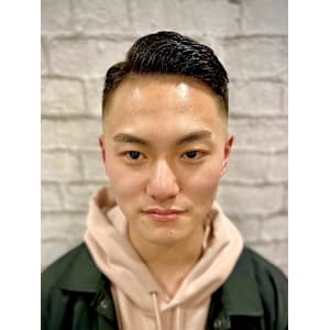 フェードカット - 銀座マツナガ 新宿野村ビル店【ギンザマツナガ シンジュクノムラビルテン】掲載中