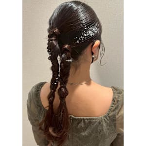 #暗めカラー　#お呼ばれヘア　#ツインテール