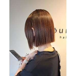 きりっぱなしボブ