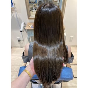 夏の人気カラー暗め透明感オリーブグレージュ赤羽美容室