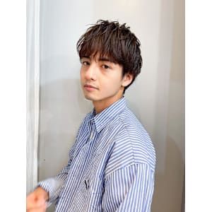 ナチュラルマッシュフェザーパーマ刈り上げ☆横浜