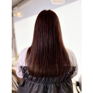 イルミナカラーでツヤストレート