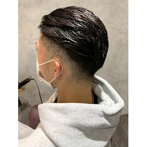 後ろ流しツーブロック