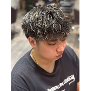 ツイストスパイラルハイライト - Afinar 横浜店【アフィナーヨコハマテン】掲載中