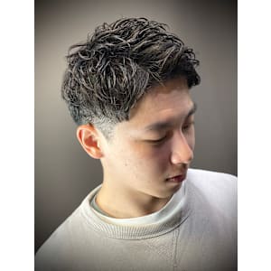 アイロンパーマメンズショート