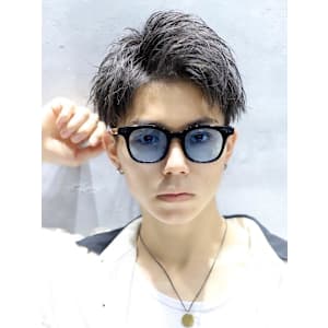 夏髪アップバング