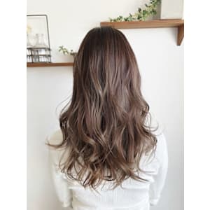 Un Atre（アン アトレ）×スタイル