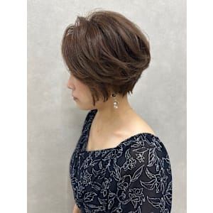 30代毛流れナチュラルショートカット/札幌大通駅個室美容室