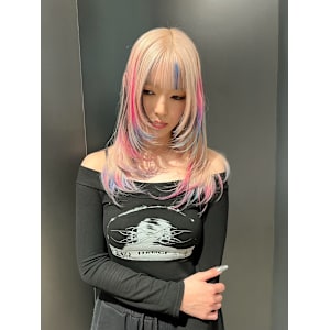 スラッシュカラー　デザインカラー　ハイトーン　表参道/原宿 - Null 表参道本店 デザインカラー/ダブルカラー【ヌル】掲載中