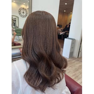 ベージュカラー/明るめカラー/イルミナカラー - latte atelier【ラテ アトリエ】掲載中