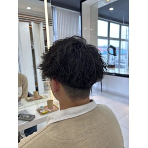 ツイストスパイラルパーマ - Fits【フィッツ】掲載中