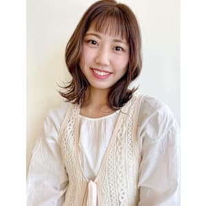 ミディアムレイヤー×ニュアンスパーマ