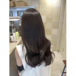 透明感たっぷりグレージュカラー