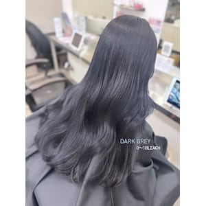ダークグレー/透明感/艶髪/髪質改善