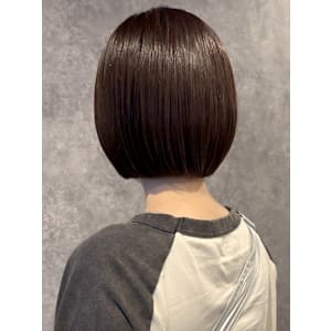 20代/ボブ/ミニボブ/前髪ありボブ/縮毛矯正/
