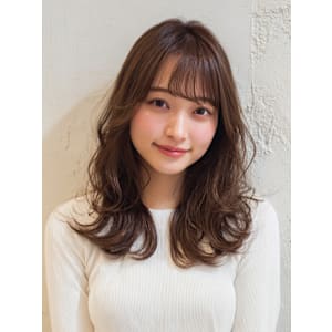 セミロング 顔周りカット ベージュブラウン 透明感カラー