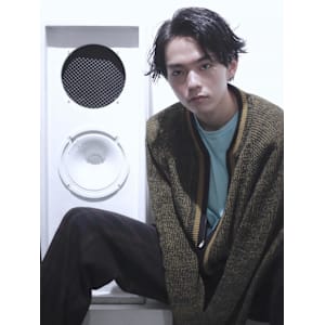 スパイキーショートブルーブラックフェザーパーマサーフカール - KOKO 本八幡【ココ モトヤワタ】掲載中