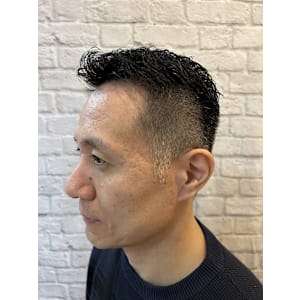 アイロンパーマでふわっと感と - 銀座マツナガ 新宿パークタワー店【ギンザマツナガ】掲載中