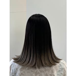 グレージュグラデーション