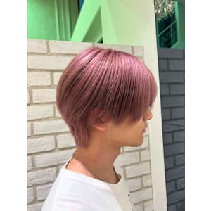 ピンクベージュ