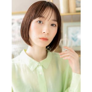 グレージュアッシュ前下がり切りっぱなしボブ　細めハイライト - COVER HAIR bliss【カバーヘア ブリス】志木/志木南口駅前店【カバーヘア ブリス シキ シキミナミグチエキマエテン】掲載中