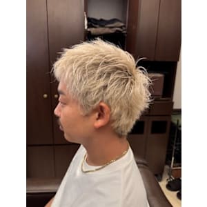 スパイキーショート - Barbering Method produce byヘアサロン大野【バーバリングメソッド プロデュースバイヘアサロンオオノ】掲載中
