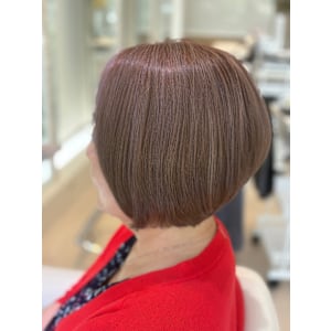 白髪ぼかしショートボブ - MENARD MHMAPS【メナード エムエイチマップス】掲載中