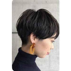 Varma 江坂店×スタイル