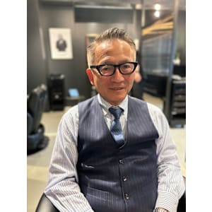 海外イケオジビジネスサイドパート - THE MAN LeverageNewYork【ザマンリバレッジニューヨーク】掲載中