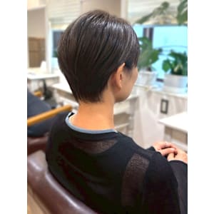 グレージュ 透明感カラー 艶髪 ショートカット 髪質改善