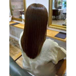 オリーブベージュ 髪質改善 艶トリートメント ストレート