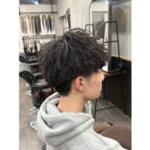 ソフトツイストスパイラル/マッシュショート/シャドウパーマ