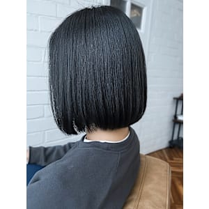 ブルーグレー 寒色系カラー ミニボブ 髪質改善 ダメージレス