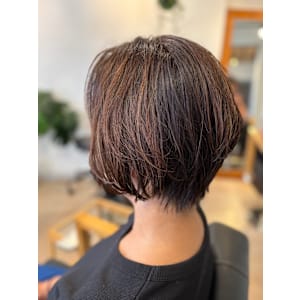 大人ショートボブ【平塚・秦野・二宮・小田原・茅ヶ崎】