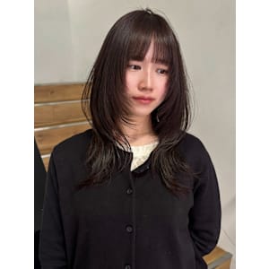 レイヤーカットフェイスレイヤーミディアムレイヤー