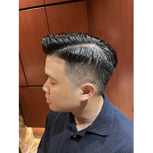 銀座　理容室　七三スタイル　フェードカット - ヘアーモードキクチ 銀座店【ヘアーモードキクチ】掲載中